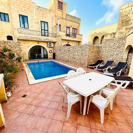 4 Bedroom With Private Pool In Gozo Feriehus Xagħra