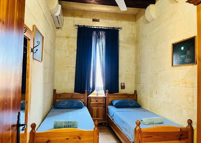 4 Bedroom With Private Pool In Gozo *