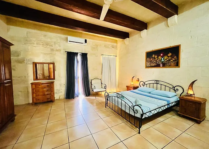 4 Bedroom With Private Pool In Gozo * Xagħra